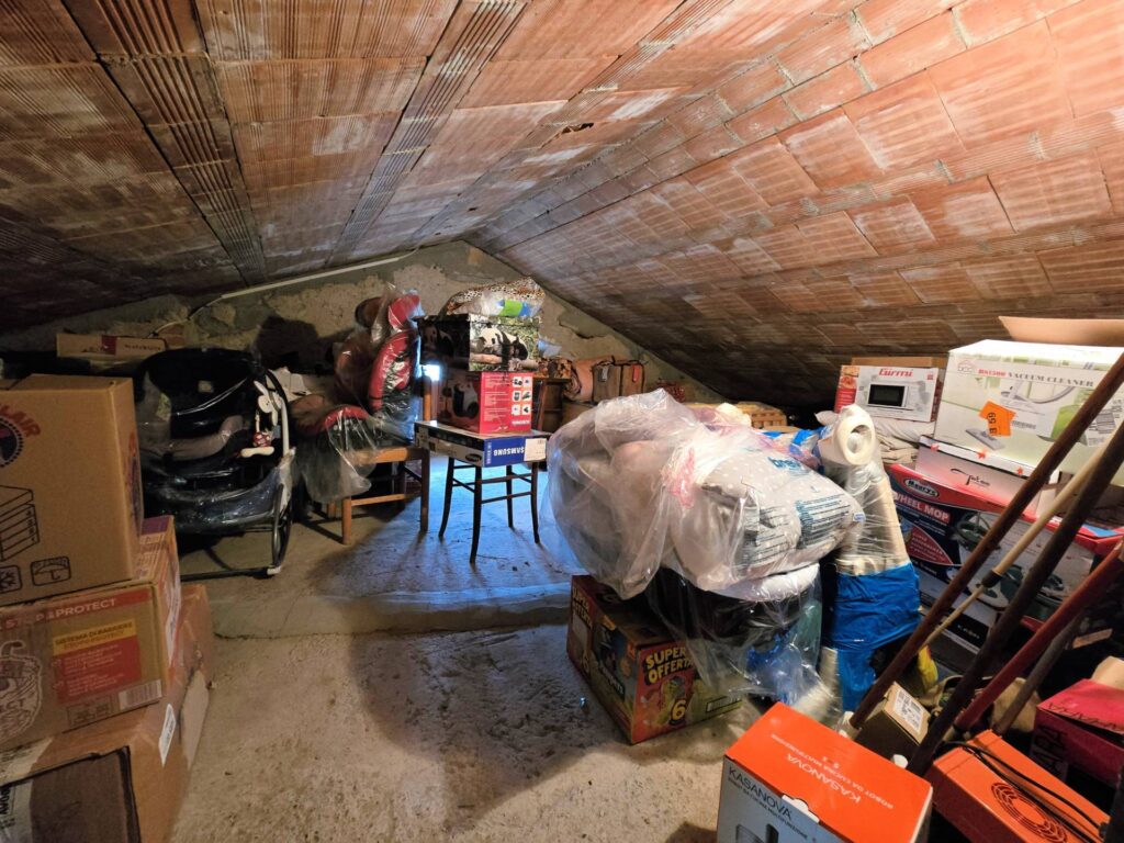 1681-Podere in stile rustico Toscano con annessi e terreno in ottima posizione-Montecatini-Terme-29 Agenzia Immobiliare ASIP