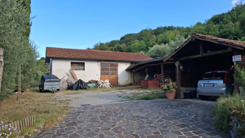 1681-Podere in stile rustico Toscano con annessi e terreno in ottima posizione-Montecatini-Terme-6 Agenzia Immobiliare ASIP