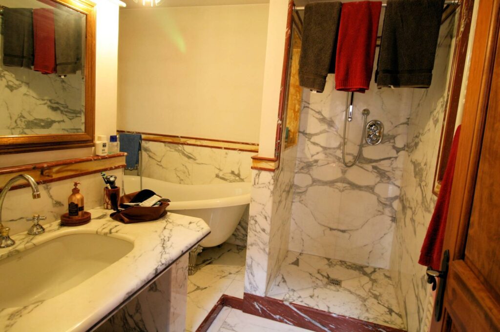 1380-"La casa nel bosco" antico casolare ristrutturato-Pistoia-18 Agenzia Immobiliare ASIP