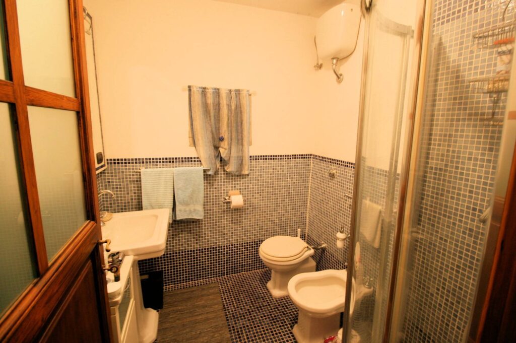 1380-"La casa nel bosco" antico casolare ristrutturato-Pistoia-20 Agenzia Immobiliare ASIP