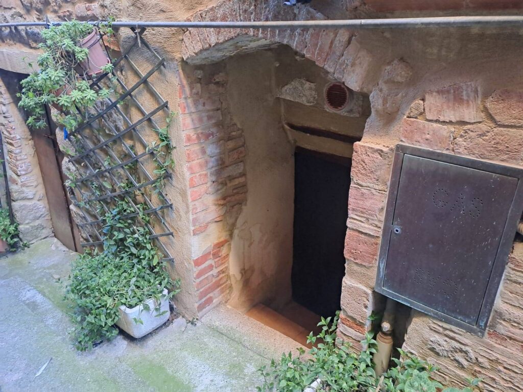 1510-Appartamento in centro storico-Roccastrada-18 Agenzia Immobiliare ASIP