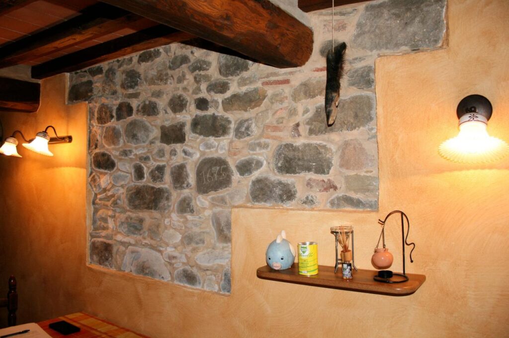 316-Terratetto semindipendente in borgo antico-Pescia-11 Agenzia Immobiliare ASIP