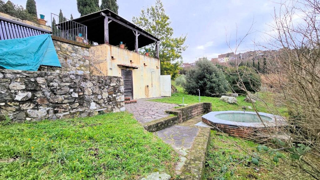 1685-Rustico ristrutturato con ampio terreno e vista panoramica-Roccastrada-3 Agenzia Immobiliare ASIP