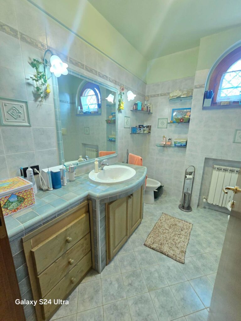 1313-Attico posto al piano secondo con ascensore cantina e garages-Altopascio-13 Agenzia Immobiliare ASIP