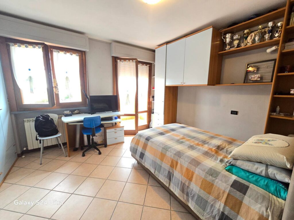 1313-Attico posto al piano secondo con ascensore cantina e garages-Altopascio-9 Agenzia Immobiliare ASIP