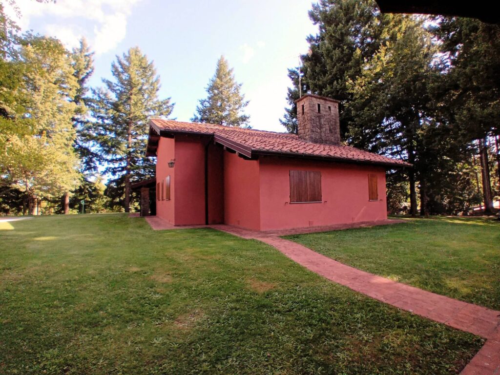 1686-Bellissima villa unifamiliare con annessi parco e piscina-Marliana-7 Agenzia Immobiliare ASIP