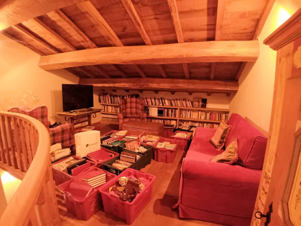 1686-Bellissima villa unifamiliare con annessi parco e piscina-Marliana-23 Agenzia Immobiliare ASIP