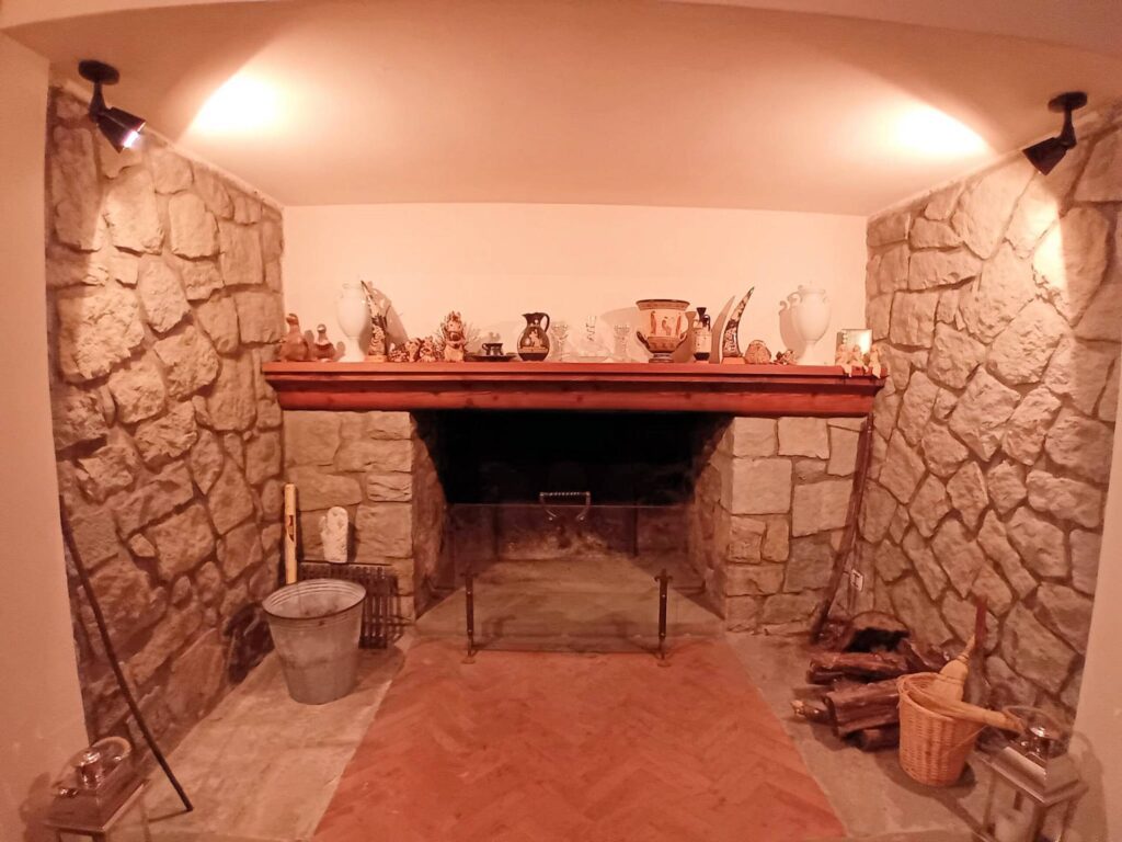 1686-Bellissima villa unifamiliare con annessi parco e piscina-Marliana-20 Agenzia Immobiliare ASIP