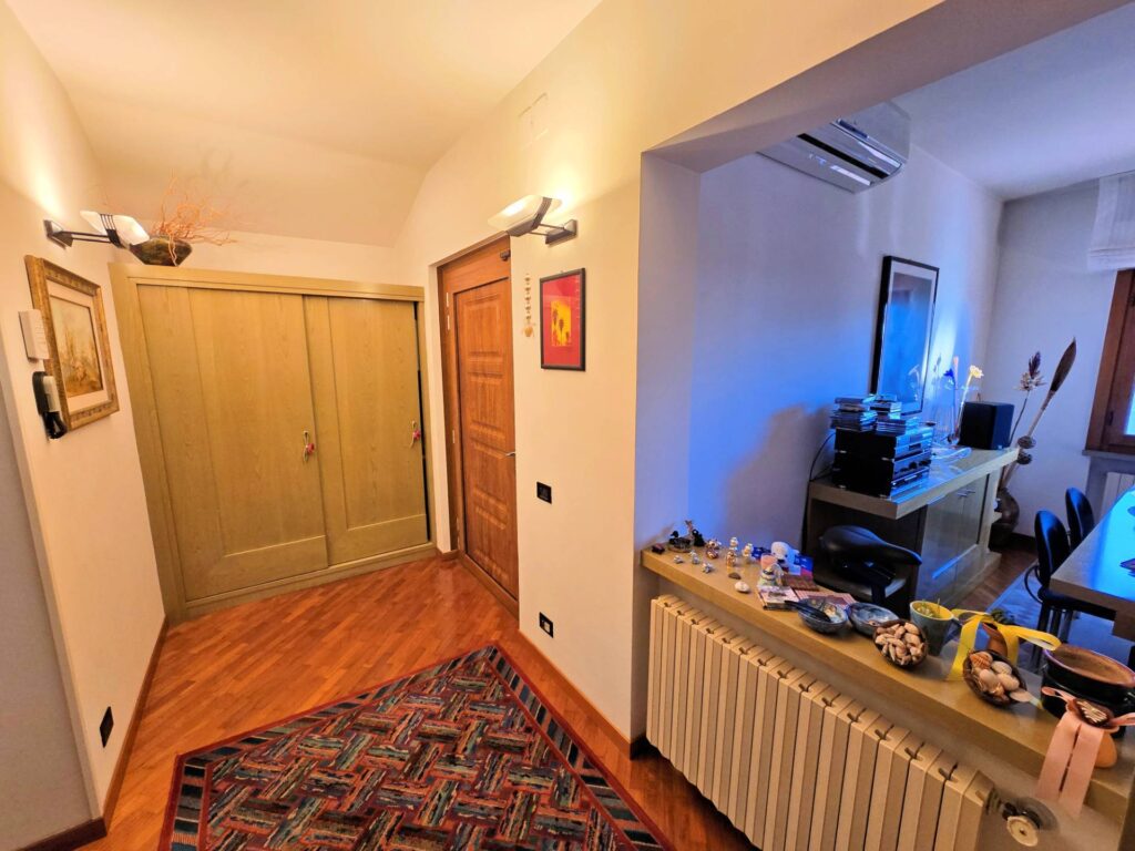 1687-Appartamento posto al piano primo di villetta bifamiliare con garage e giardino-Buggiano-5 Agenzia Immobiliare ASIP