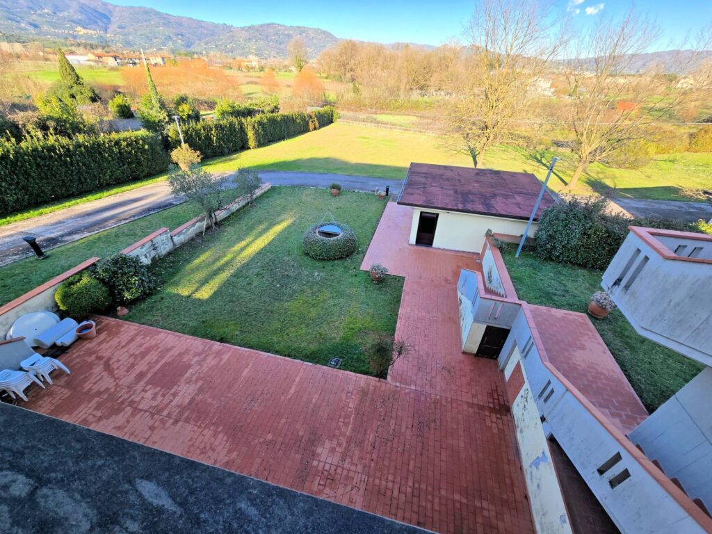 1687-Appartamento posto al piano primo di villetta bifamiliare con garage e giardino-Buggiano-12 Agenzia Immobiliare ASIP