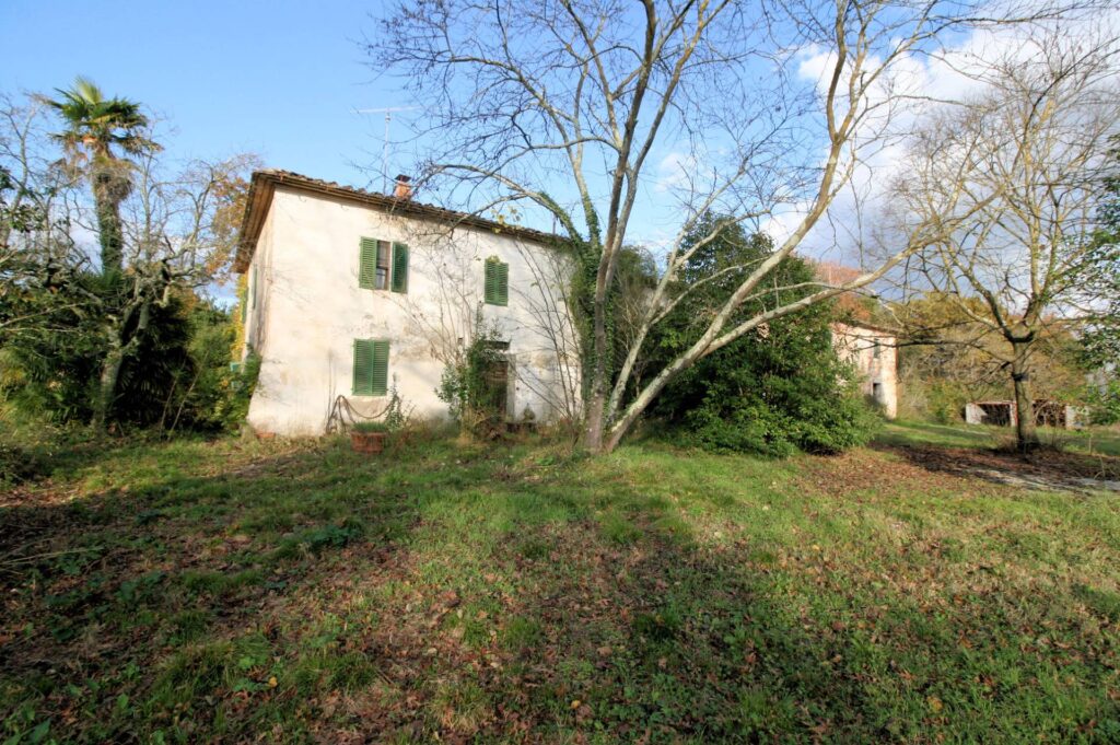 590-Complesso immobiliare di ampia metratura da ristrutturare-Altopascio-2 Agenzia Immobiliare ASIP