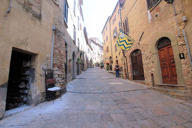 612-Appartamento con vista panoramica in centro storico-Volterra-8 Agenzia Immobiliare ASIP