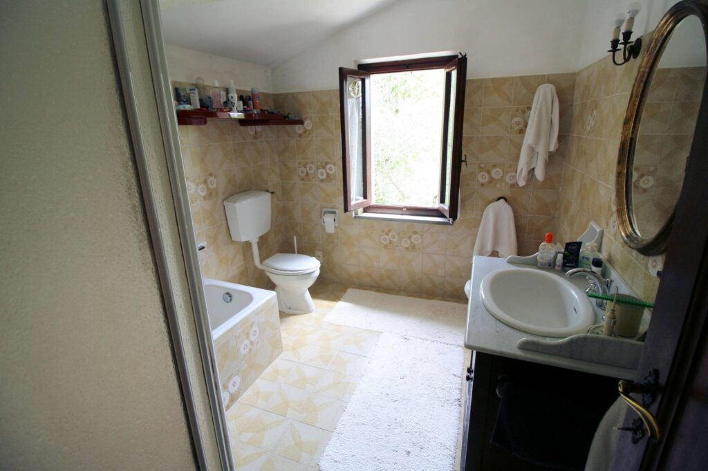 806-Podere con vista panoramica-Monsummano Terme-16 Agenzia Immobiliare ASIP