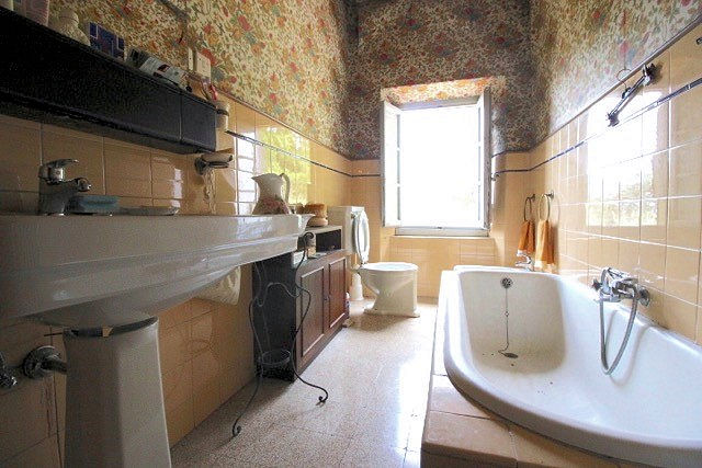 821-Villa di ampia metratura con parco in zona panoramica-Montecatini-Terme-13 Agenzia Immobiliare ASIP
