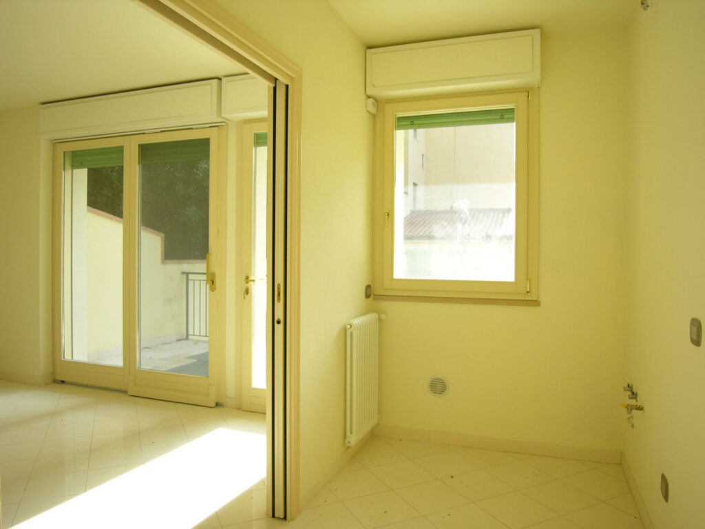 849-Appartamento al piano terra con giardino vicino al mare-Viareggio-4 Agenzia Immobiliare ASIP