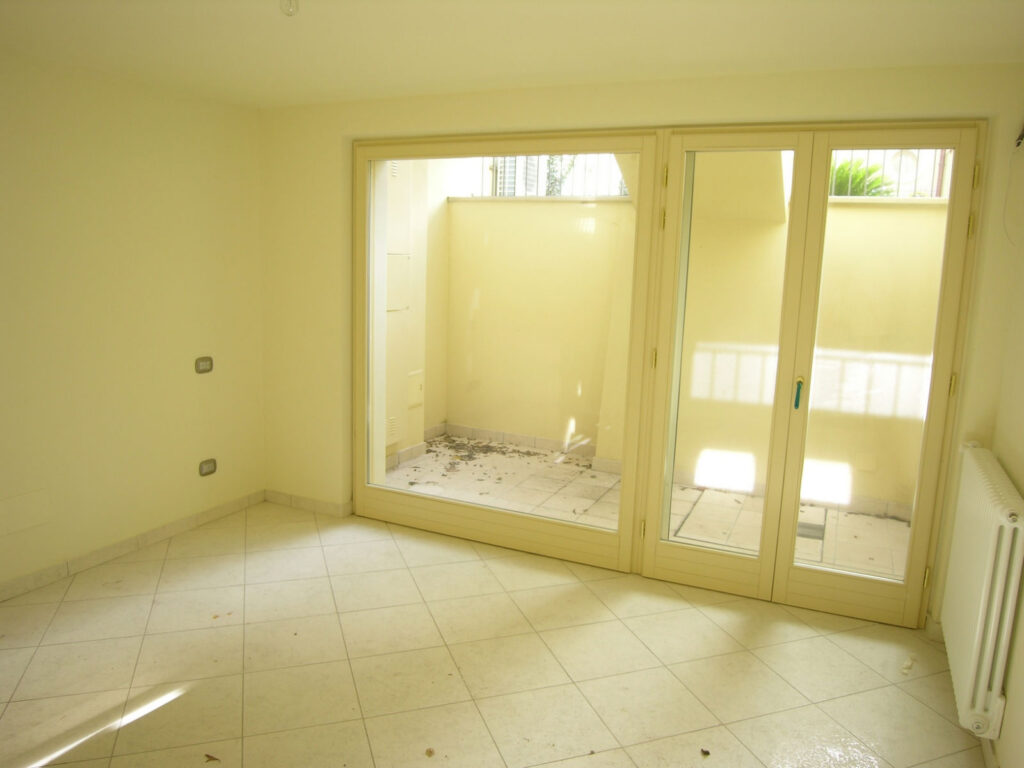 849-Appartamento al piano terra con giardino vicino al mare-Viareggio-11 Agenzia Immobiliare ASIP