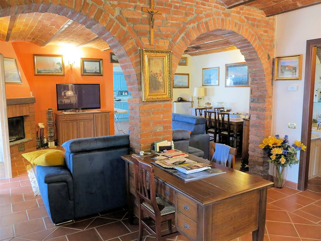 905-Casale ristrutturato con vista panoramica parco e piscina-Massa Marittima-8 Agenzia Immobiliare ASIP