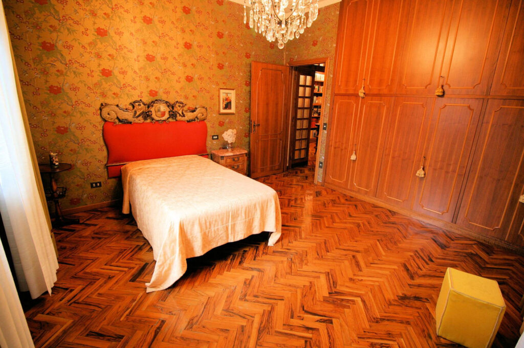 1119-Villa di ampia superficie in zona residenziale-Montecatini-Terme-10 Agenzia Immobiliare ASIP