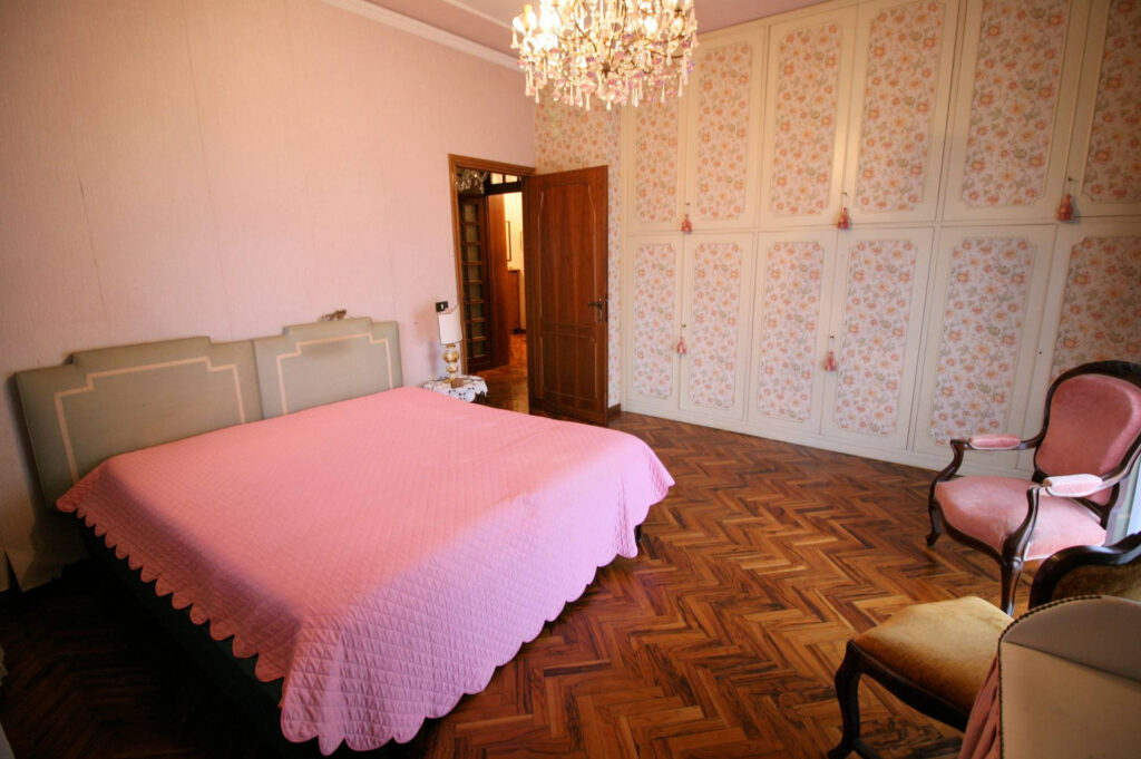 1119-Villa di ampia superficie in zona residenziale-Montecatini-Terme-13 Agenzia Immobiliare ASIP