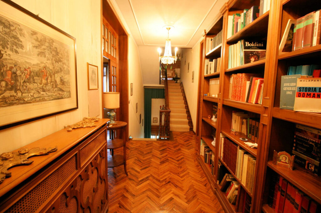 1119-Villa di ampia superficie in zona residenziale-Montecatini-Terme-14 Agenzia Immobiliare ASIP