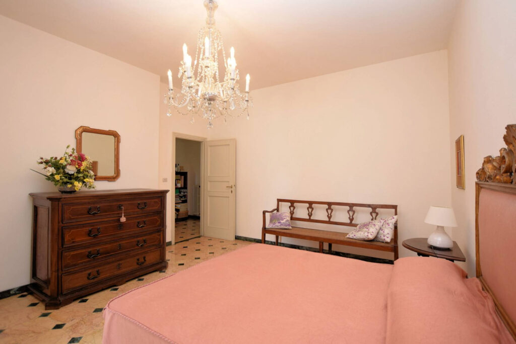 1153-Villa in collina con parco-Camaiore-14 Agenzia Immobiliare ASIP