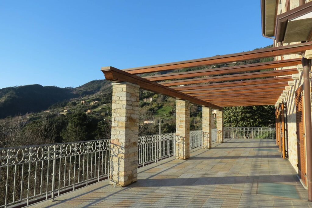 1233-Villa unifamiliare con ampio giardino e vista mare-Pietrasanta-8 Agenzia Immobiliare ASIP