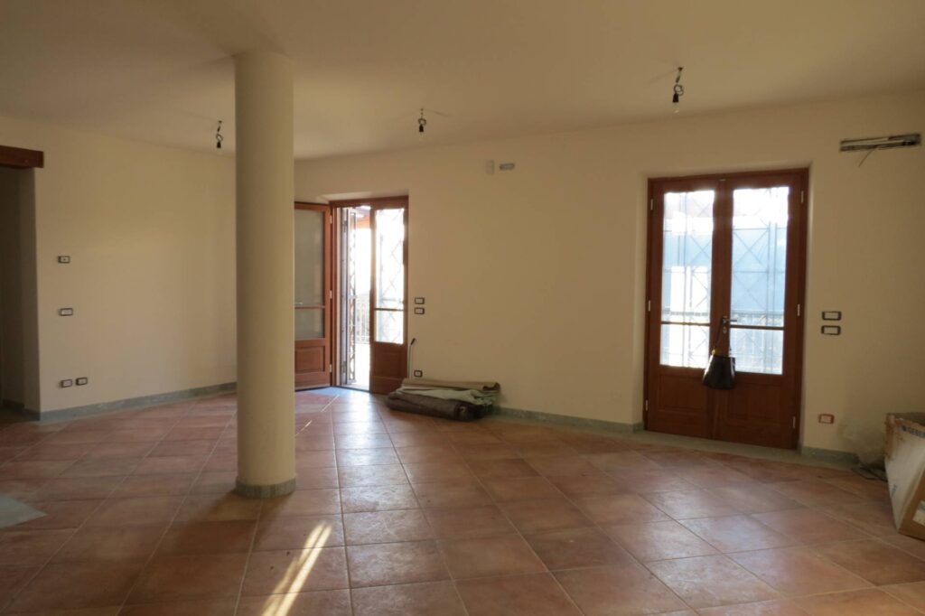 1233-Villa unifamiliare con ampio giardino e vista mare-Pietrasanta-12 Agenzia Immobiliare ASIP