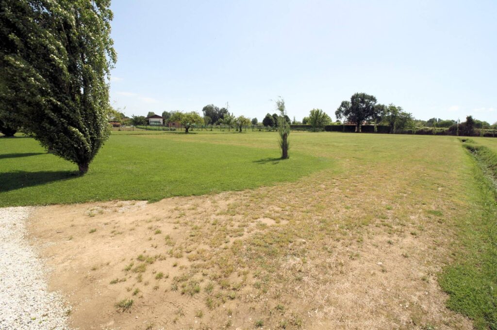 1248-Villa prestigiosa con parco e piscina-Pietrasanta-20 Agenzia Immobiliare ASIP