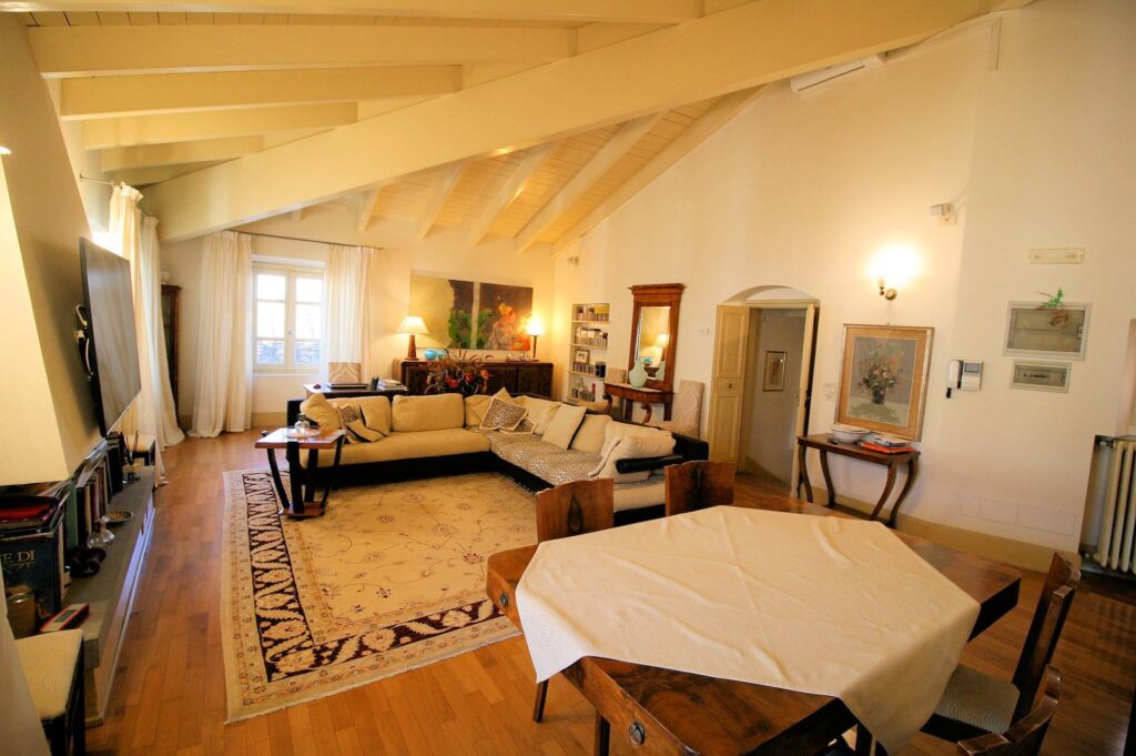 1284-Appartamento al piano secondo con ascensore-Pistoia-3 Agenzia Immobiliare ASIP