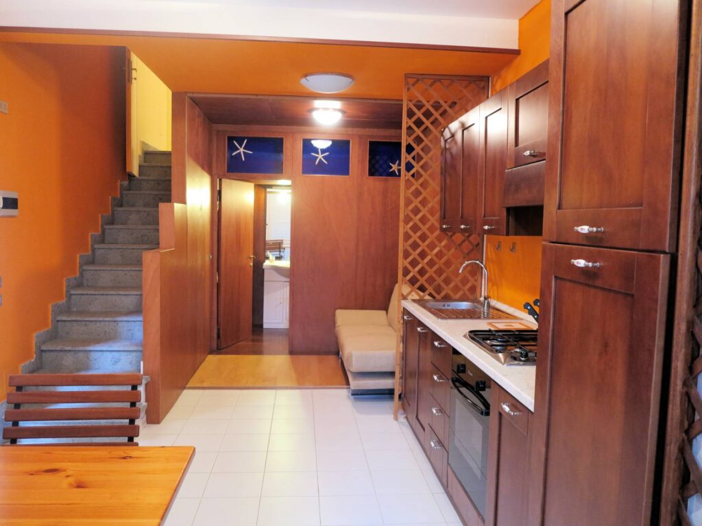 1298-Villetta indipendente con piscina condominiale-Castiglione della Pescaia-1 Agenzia Immobiliare ASIP