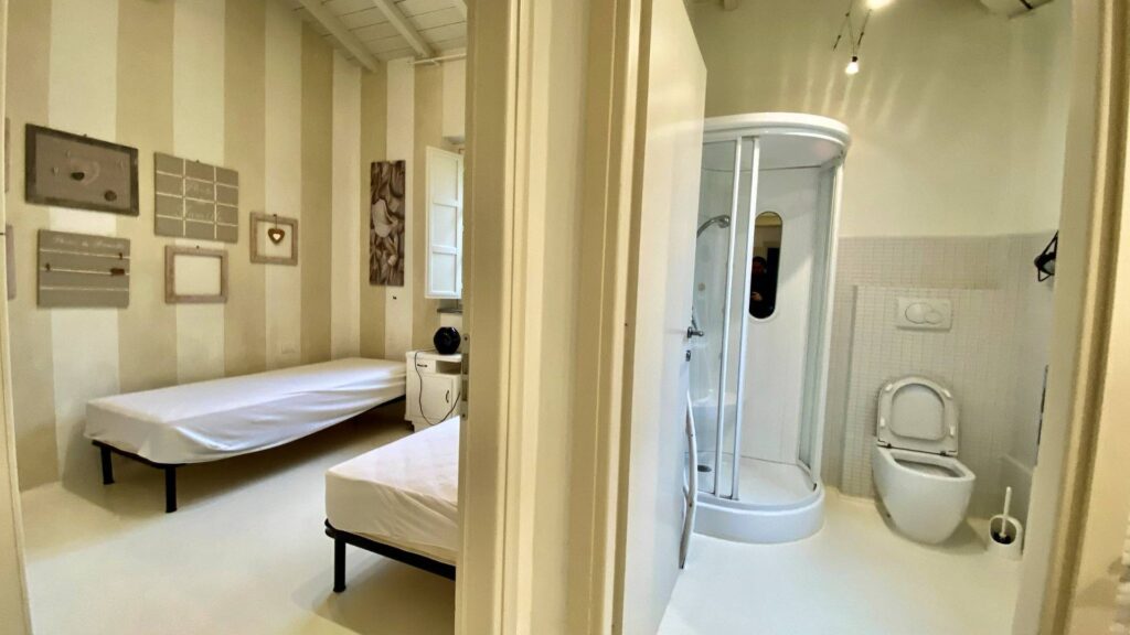 1309-Casale ristrutturato con parco e piscina-Lucca-18 Agenzia Immobiliare ASIP