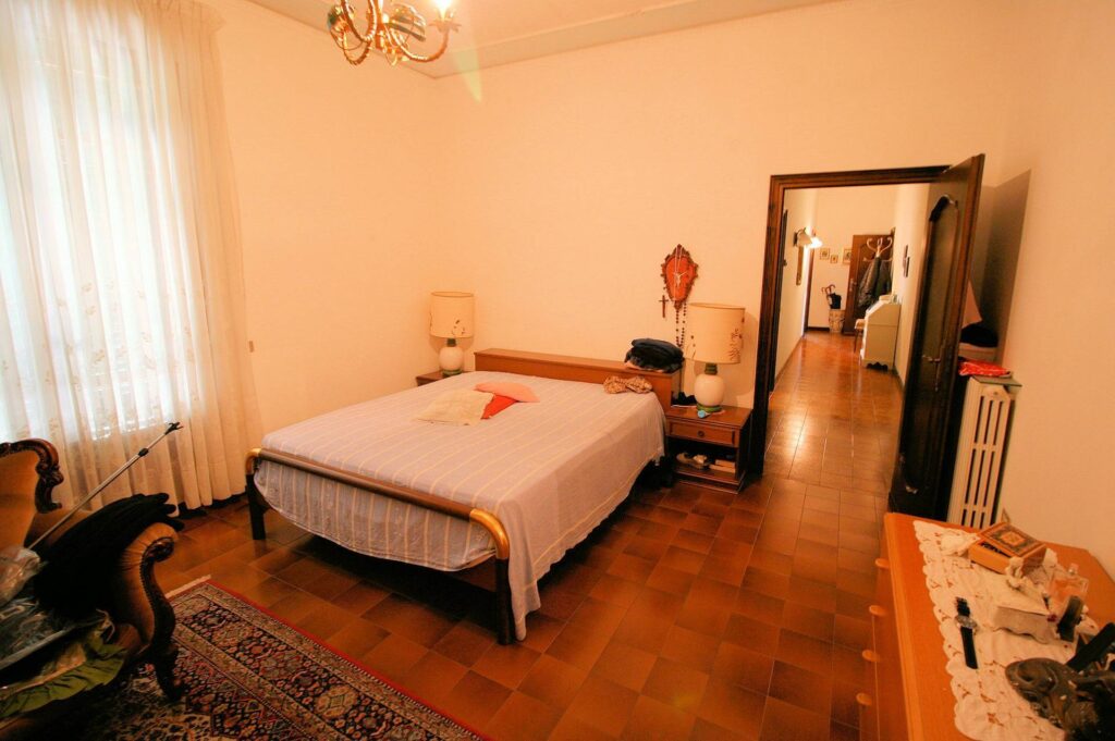 1310-Villa singola con ampio giardino-Santa Croce sull'Arno-16 Agenzia Immobiliare ASIP