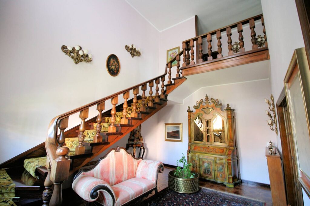 1310-Villa singola con ampio giardino-Santa Croce sull'Arno-13 Agenzia Immobiliare ASIP