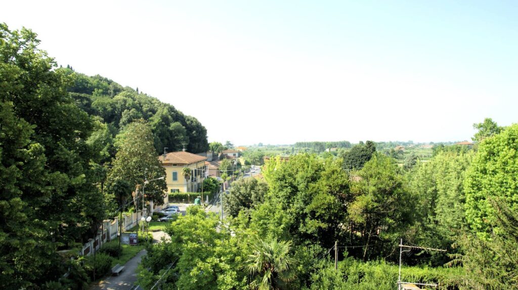 1327-Appartamento in stile rustico Toscano ristrutturato-San Giuliano Terme-2 Agenzia Immobiliare ASIP