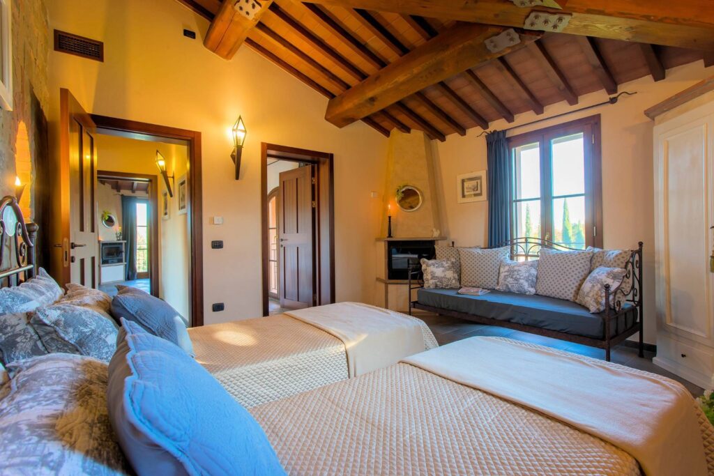 1333-Bellissimo casale in stile Toscano con parco e piscina-Peccioli-18 Agenzia Immobiliare ASIP