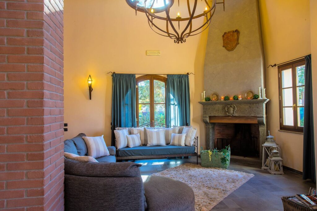 1333-Bellissimo casale in stile Toscano con parco e piscina-Peccioli-13 Agenzia Immobiliare ASIP