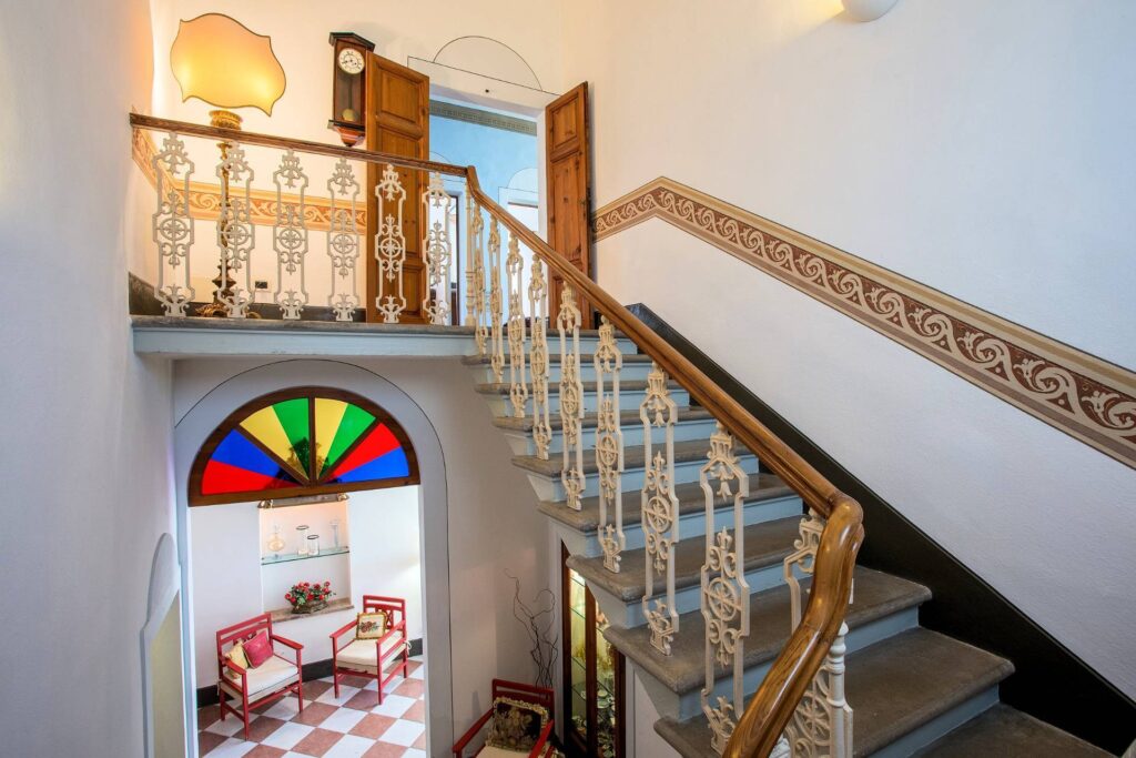 1334-Bellissima villa in stile Toscano con parco e piscina con suggestiva vista panoramica-Peccioli-11 Agenzia Immobiliare ASIP