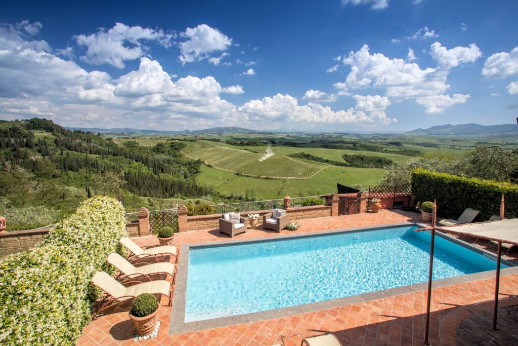 1334-Bellissima villa in stile Toscano con parco e piscina con suggestiva vista panoramica-Peccioli-2 Agenzia Immobiliare ASIP