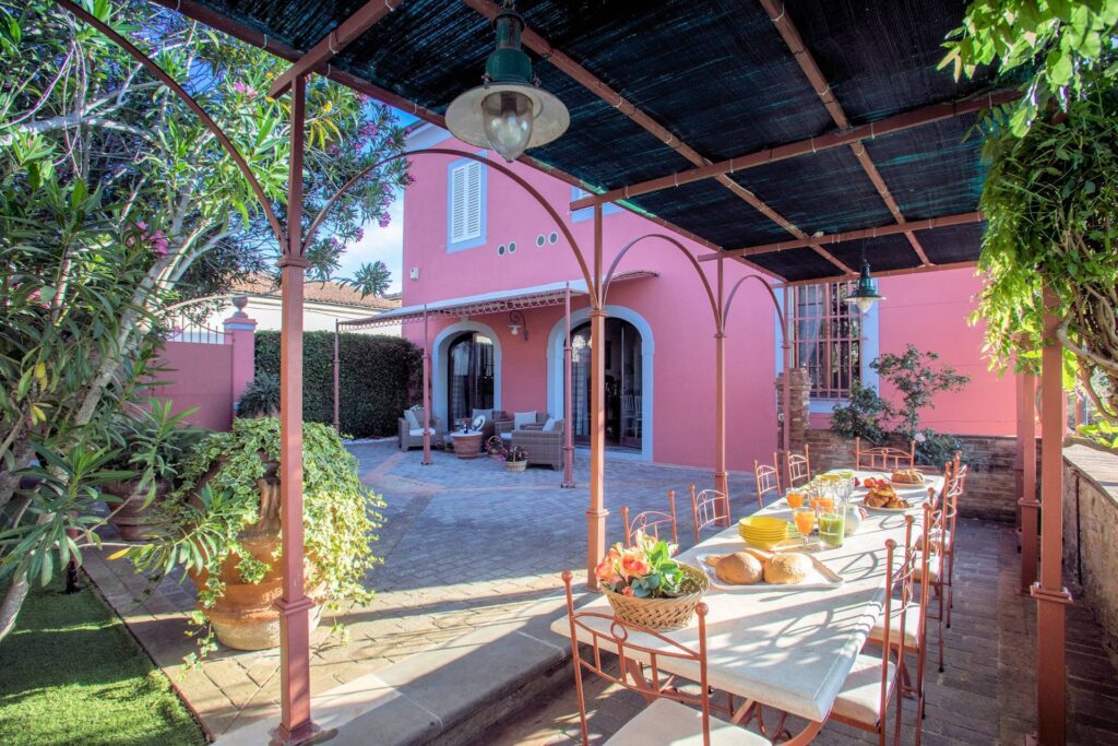 1334-Bellissima villa in stile Toscano con parco e piscina con suggestiva vista panoramica-Peccioli-3 Agenzia Immobiliare ASIP