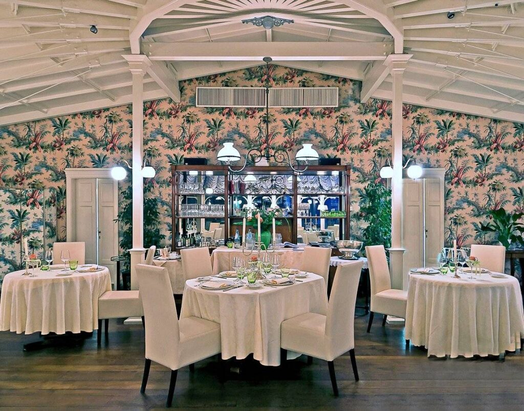 1340-Bellissima struttura turistico ricettiva con ristorante  parco e piscina-Lucca-10 Agenzia Immobiliare ASIP