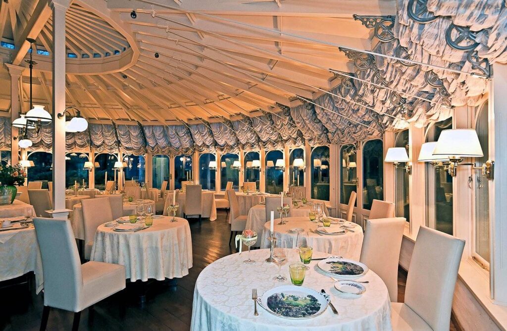 1340-Bellissima struttura turistico ricettiva con ristorante  parco e piscina-Lucca-8 Agenzia Immobiliare ASIP