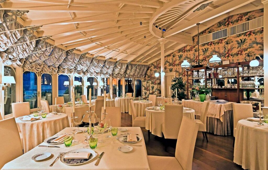 1340-Bellissima struttura turistico ricettiva con ristorante  parco e piscina-Lucca-9 Agenzia Immobiliare ASIP