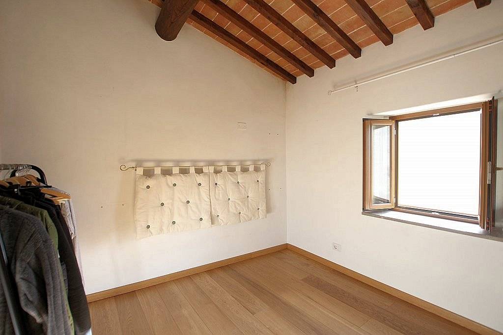 1278-Porzione terratetto di casale con ampio giardino esclusivo-Volterra-15 Agenzia Immobiliare ASIP