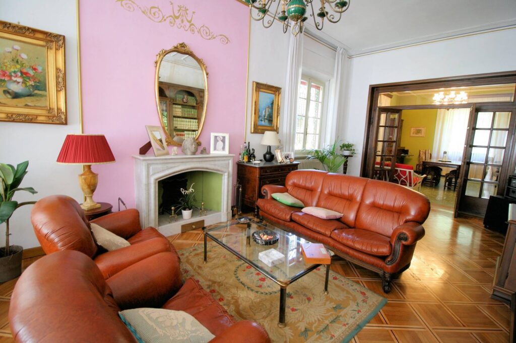 1362-Villa in stile liberty con ampio giardino-Altopascio-1 Agenzia Immobiliare ASIP