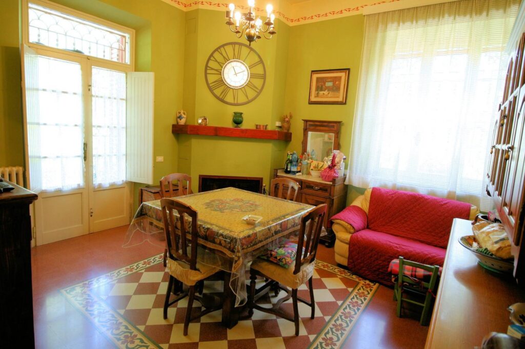 1362-Villa in stile liberty con ampio giardino-Altopascio-7 Agenzia Immobiliare ASIP
