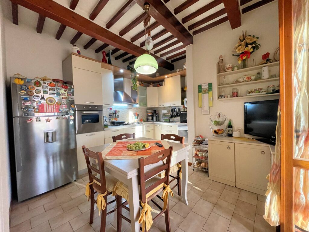 1276-Terratetto di ampia superficie con giardino-Capannoli-6 Agenzia Immobiliare ASIP