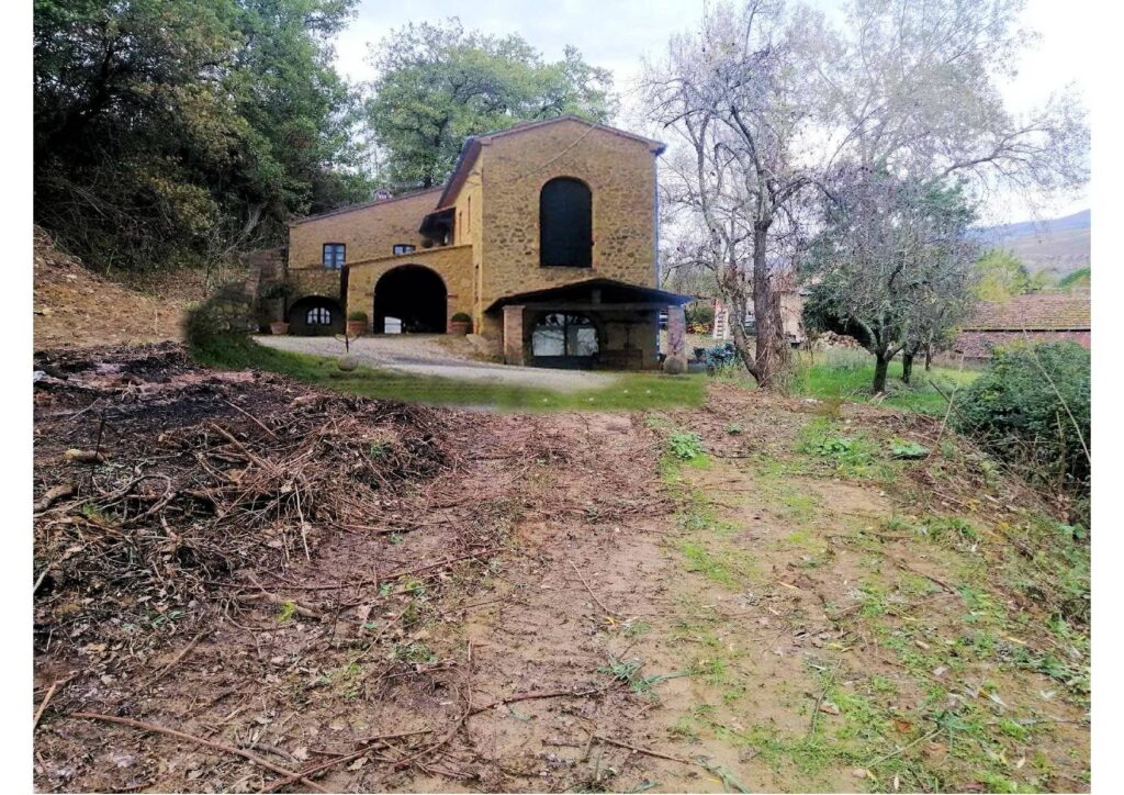 1208-Recupero di volumetrie per realizzare un casale indipendente-Volterra-2 Agenzia Immobiliare ASIP