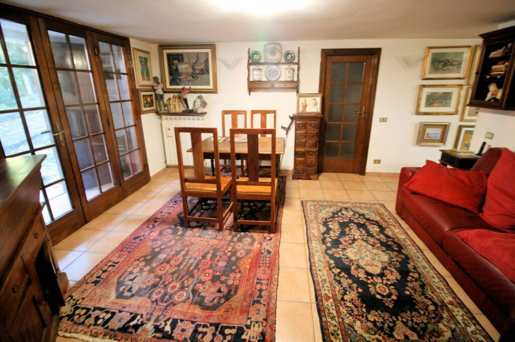 1395-Villa di ampia superficie in zona residenziale-Montecatini-Terme-16 Agenzia Immobiliare ASIP