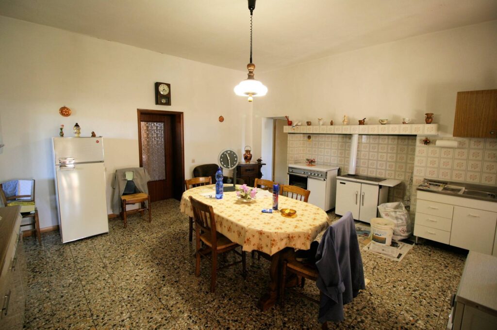 1399-Podere con ampio terreno in posizione panoramica vicino al mare-Roccastrada-9 Agenzia Immobiliare ASIP