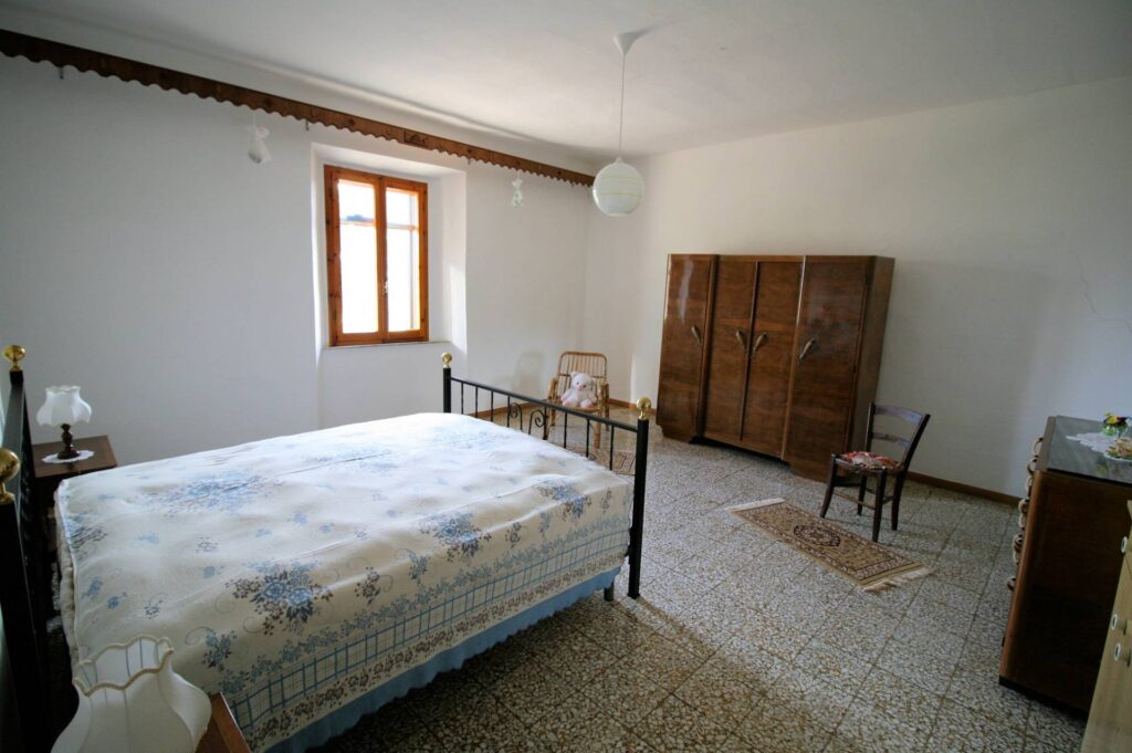1399-Podere con ampio terreno in posizione panoramica vicino al mare-Roccastrada-13 Agenzia Immobiliare ASIP